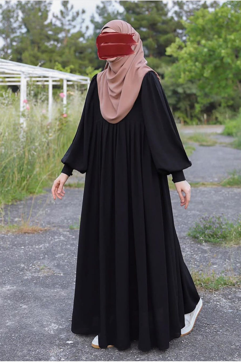 Arabian Kuchi Abaya In Black With Staller Included