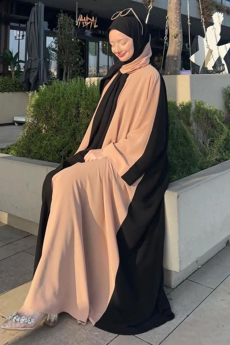 Elegant abaya With Stoller In Double Panel Design